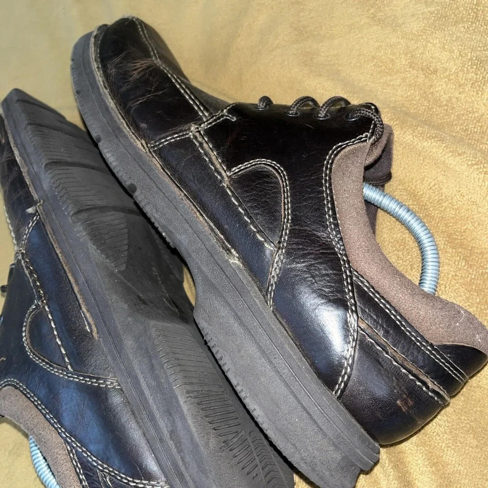Clarks Men's‎ Size 11 Casual Lace-Up Shoes Leather Brown Work Dress Shoe Office